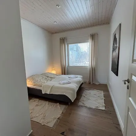 Stunning 5br 16 Bed With Finnish Sauna & Jacuzzi 340 M2 Villa