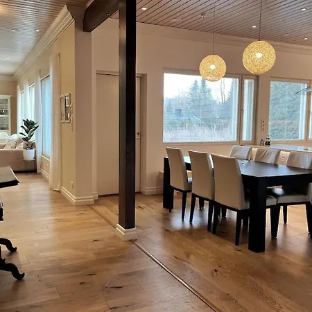Stunning 5br 16 Bed With Finnish Sauna & Jacuzzi 340 M2 * Tampere