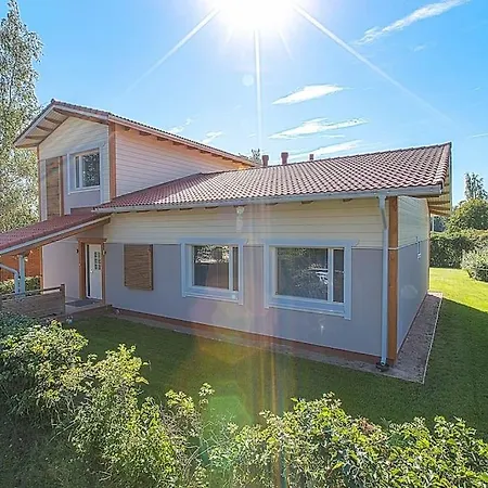 Stunning 5br 16 Bed With Finnish Sauna & Jacuzzi 340 M2 Villa Tampere
