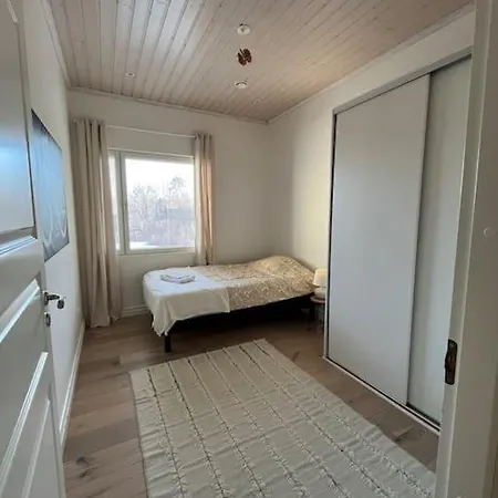 Villa Stunning 5br 16 Bed With Finnish Sauna & Jacuzzi 340 M2