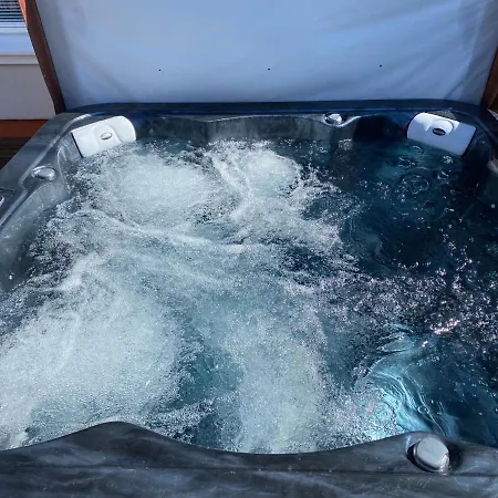 ヴィラ Stunning 5br 16 Bed With Finnish Sauna & Jacuzzi 340 M2 *