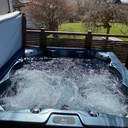 Stunning 5br 16 Bed With Finnish Sauna & Jacuzzi 340 M2 * Tampere