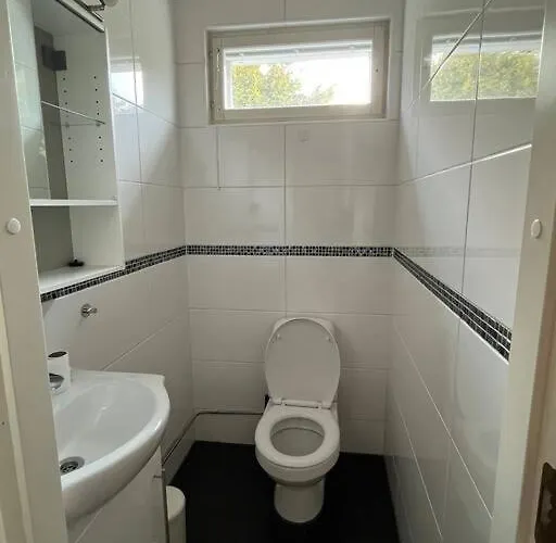 Stunning 5br 16 Bed With Finnish Sauna & Jacuzzi 340 M2 Villa