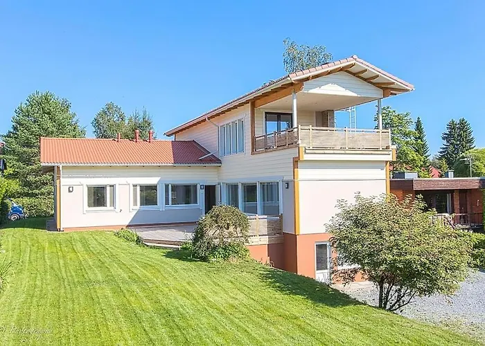 Stunning 5br 16 Bed With Finnish Sauna & Jacuzzi 340 M2 Villa *