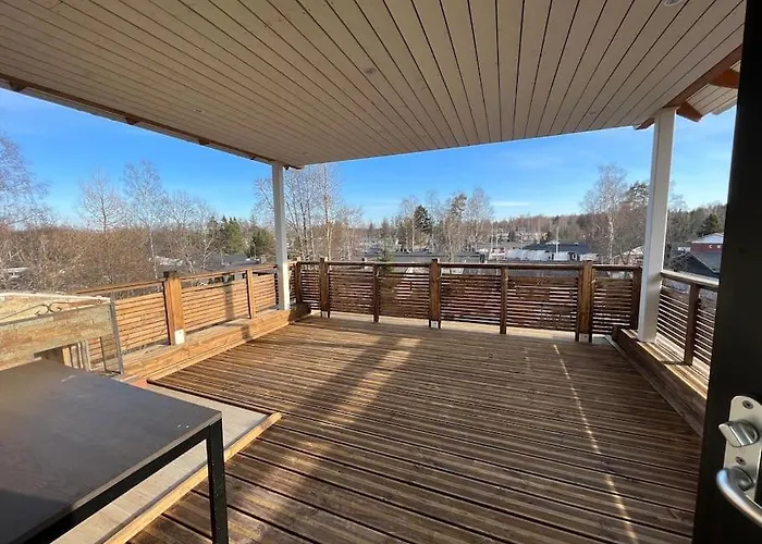 Stunning 5br 16 Bed With Finnish Sauna & Jacuzzi 340 M2 Tampere