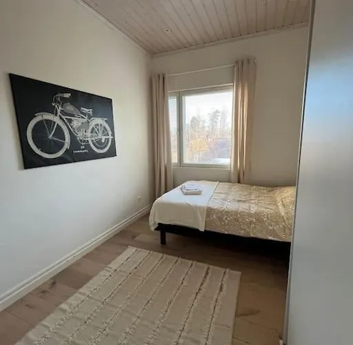 Stunning 5br 16 Bed With Finnish Sauna & Jacuzzi 340 M2 *