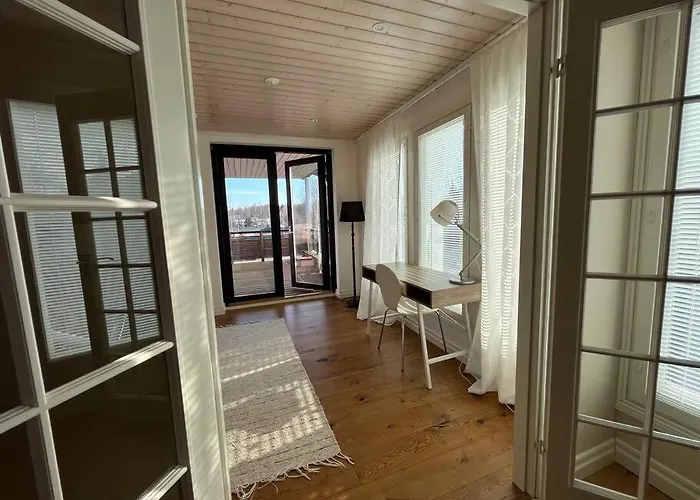 Stunning 5br 16 Bed With Finnish Sauna & Jacuzzi 340 M2 * Tampere