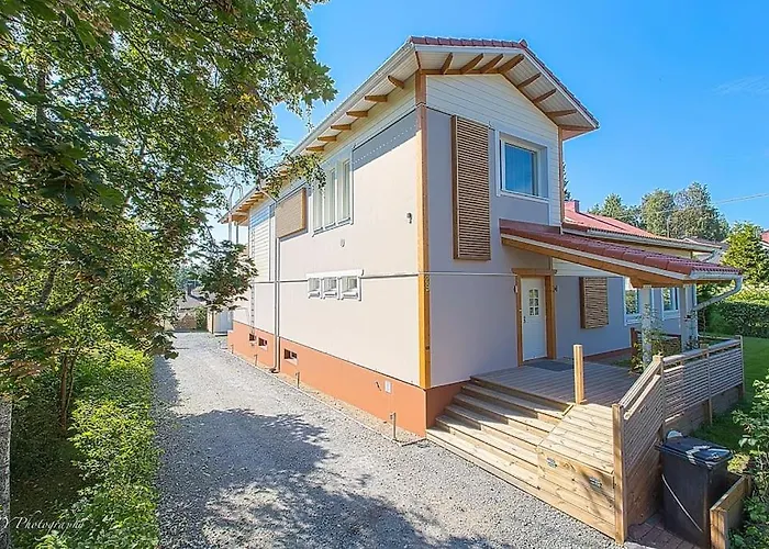 Stunning 5br 16 Bed With Finnish Sauna & Jacuzzi 340 M2